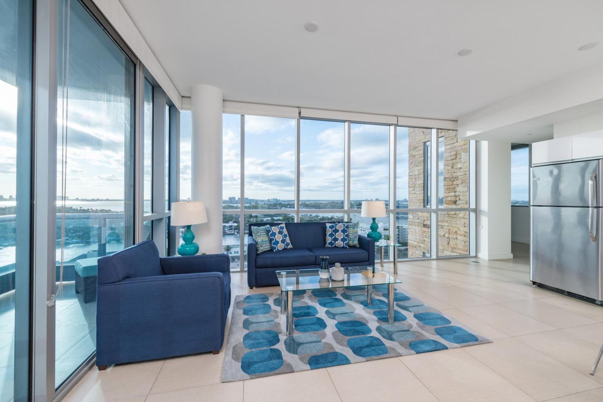 Churchill Suites Monte Carlo Маями Бийч Стая снимка