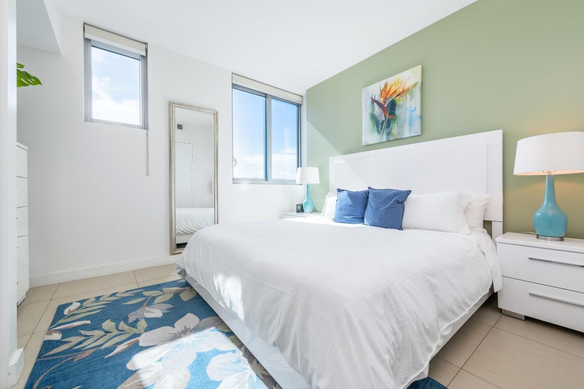 Churchill Suites Monte Carlo Маями Бийч Стая снимка